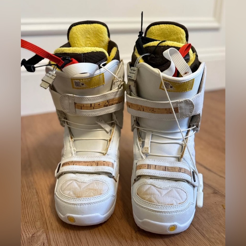 BURTON Flex 2 Snowboard Boots 7.5